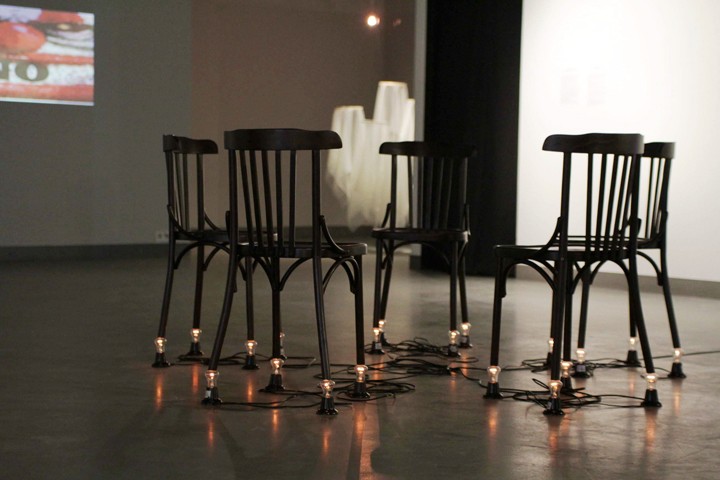 Arthur Sargsyan, Chairs, 1996 // Фото предоставлено ГЦСИ